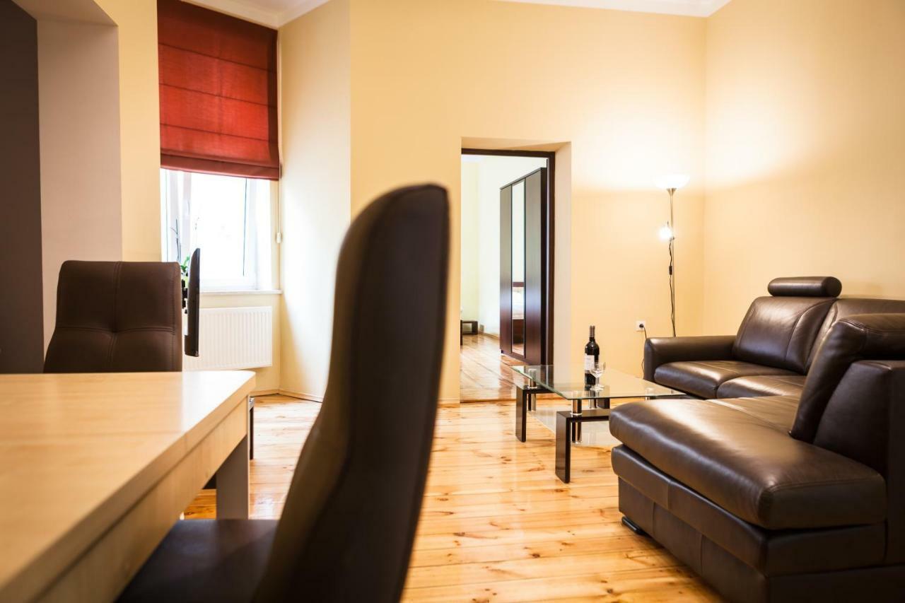Czar Garbar Apartamento Poznań Exterior foto