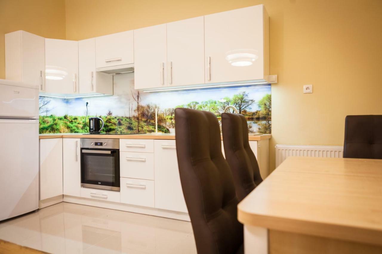 Czar Garbar Apartamento Poznań Exterior foto
