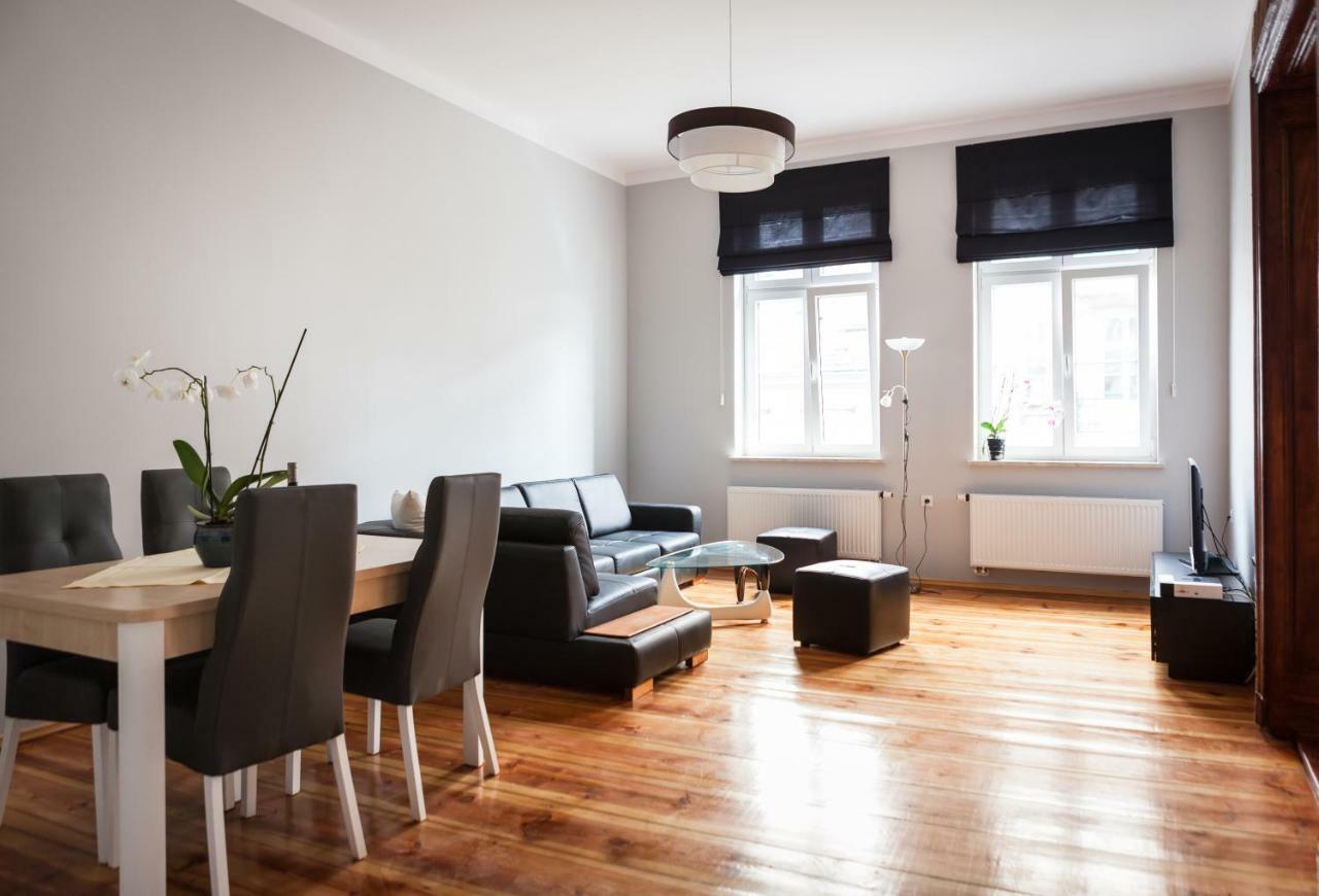 Czar Garbar Apartamento Poznań Exterior foto