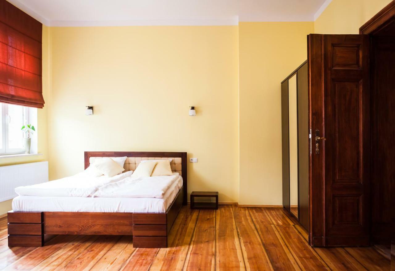 Czar Garbar Apartamento Poznań Exterior foto